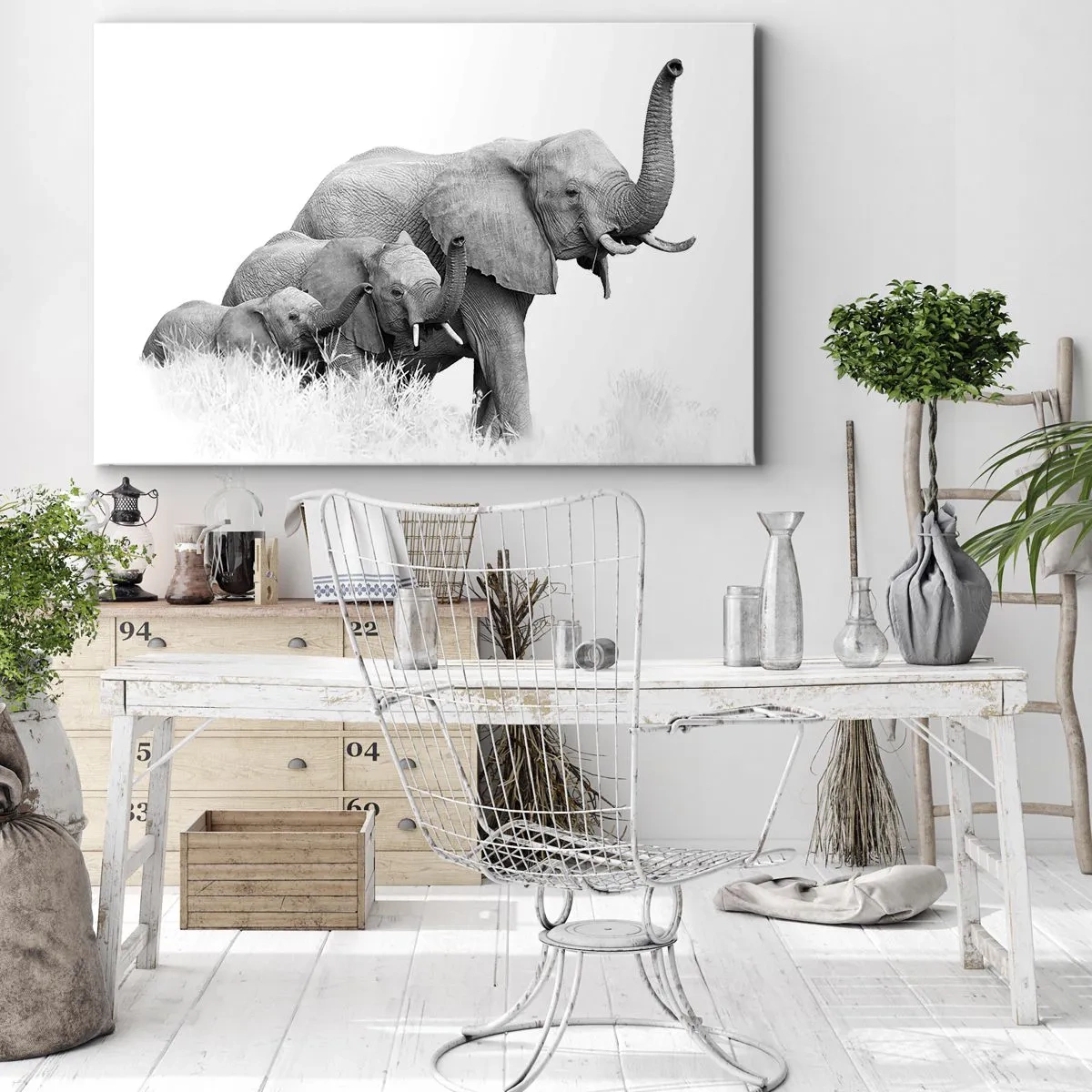 Tablou pe pânză Canvas - O familie de elefanți pe un peisaj african alb-negru. - 70x50cm - Unu, doi, trei - Decorațiune modernă pentru perete pentru living și dormitor ARTTOR