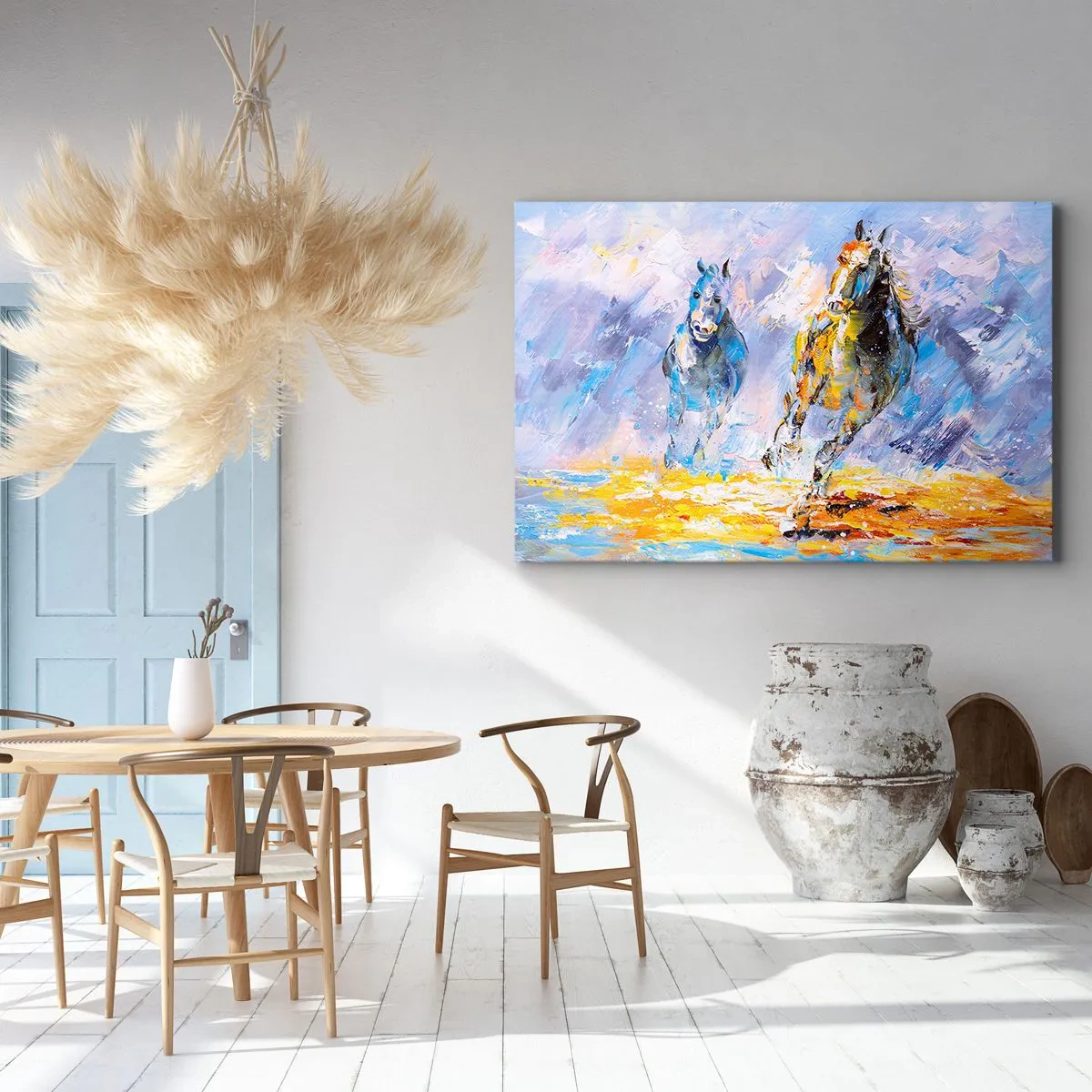 Tablou pe pânză Canvas - Doi cai în mișcare pe fundalul unui peisaj abstract - 70x50cm - Galopând prin strălucire - Decorațiune modernă pentru perete pentru living și dormitor ARTTOR