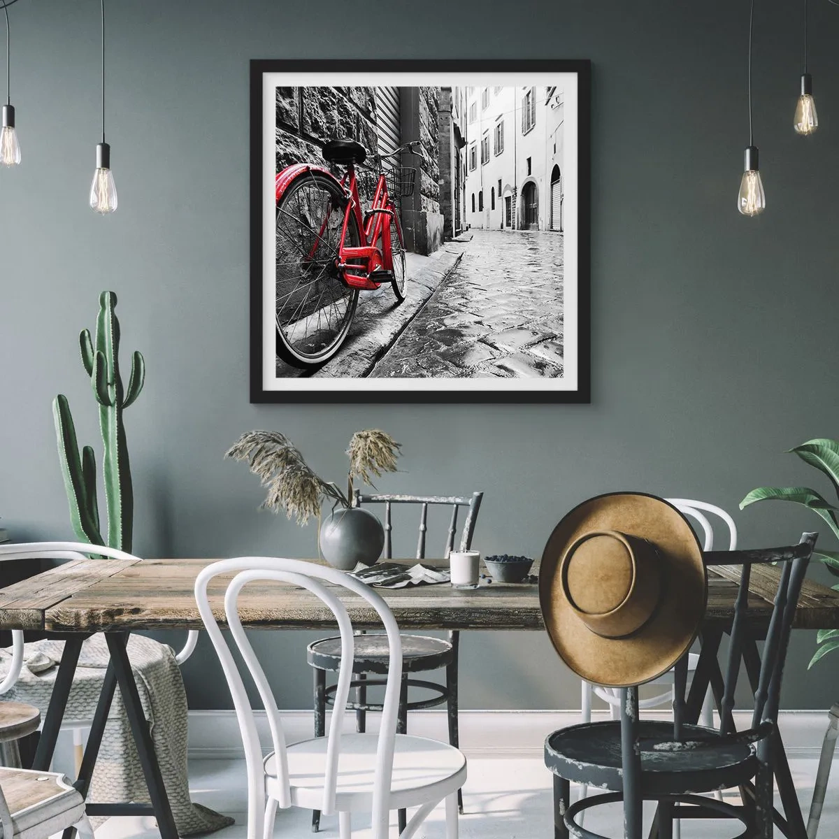 Poster în ramă neagră - Adevărata frumusețe nu îmbătrânește - 40x40 cm