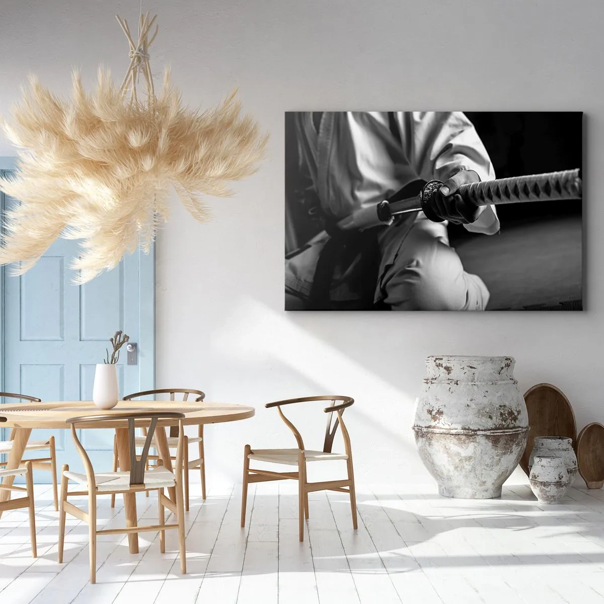 Tablou pe pânză Canvas - Un samurai într-un kimono ținând o katana în alb și negru. - 70x50cm - Sufletul unui războinic - Decorațiune modernă pentru perete pentru living și dormitor ARTTOR