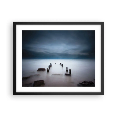 Poster în ramă neagră - Un lac în ceața calmă - 50x40 cm