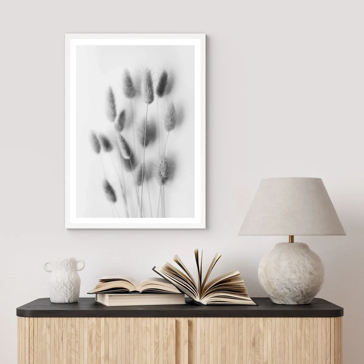 Poster în ramă albă - Pufoșenia ierbii - 40x50 cm