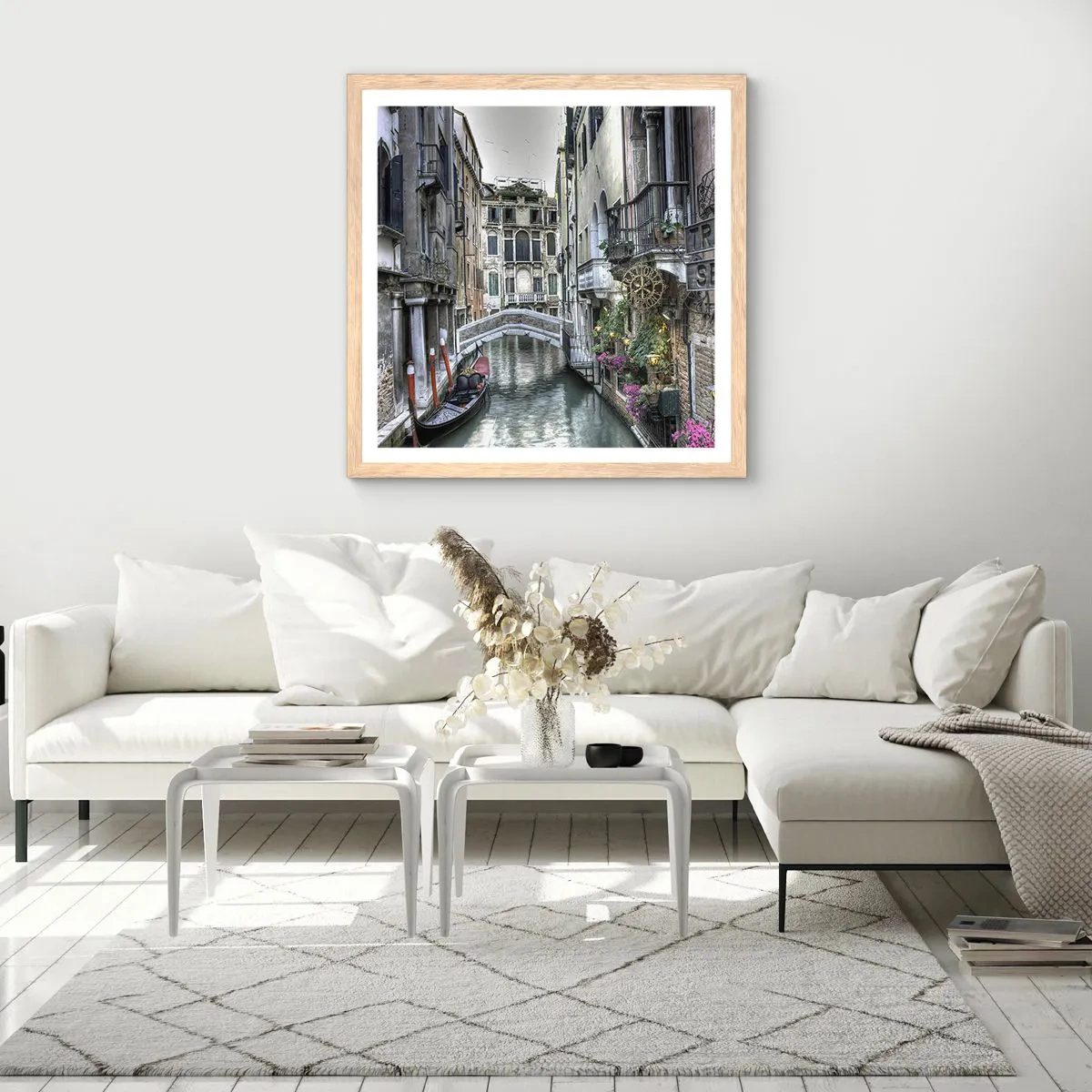 Poster în ramă de stejar deschis - Timp de secole în reverie tăcută - 30x30 cm