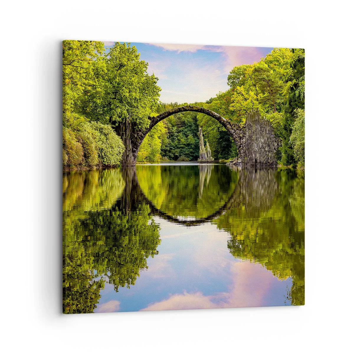 Tablou pe pânză - La punctul de întâlnire a două lumi - 50x50 cm