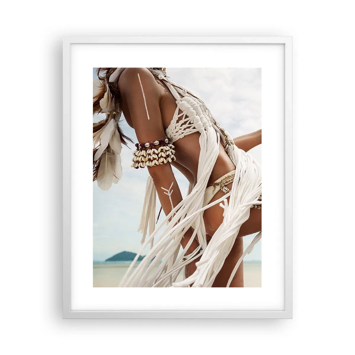 Poster în ramă albă - Preoteasa Soarelui - 40x50 cm