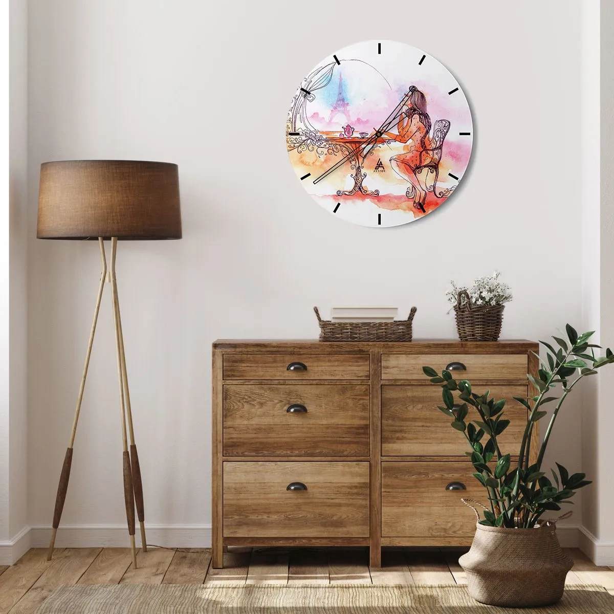Ceas de perete - Ceas pe sticlă - O femeie la o masă cu vedere la Turnul Eiffel în culori pastelate - 30x30cm - Șic parizian - Decorațiune modernă pentru perete pentru living, bucătărie și dormitor ARTTOR