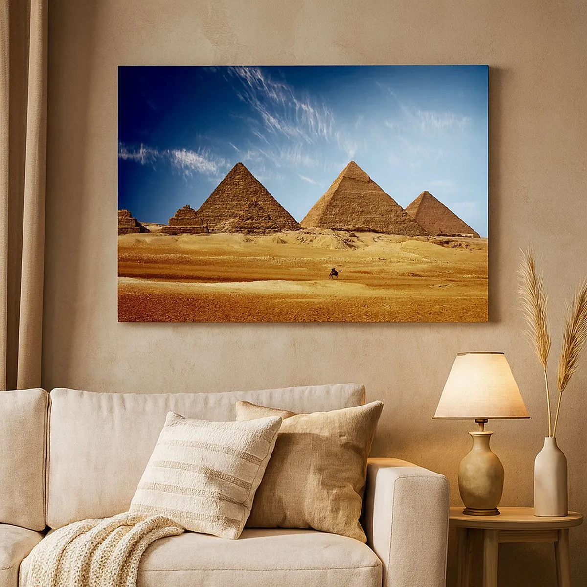 Tablou pe pânză Canvas - Piramidele din Giza pe fundalul unui cer albastru și al unui peisaj deșertic - 70x50cm - 40 de secole vă privesc - Decorațiune modernă pentru perete pentru living și dormitor ARTTOR