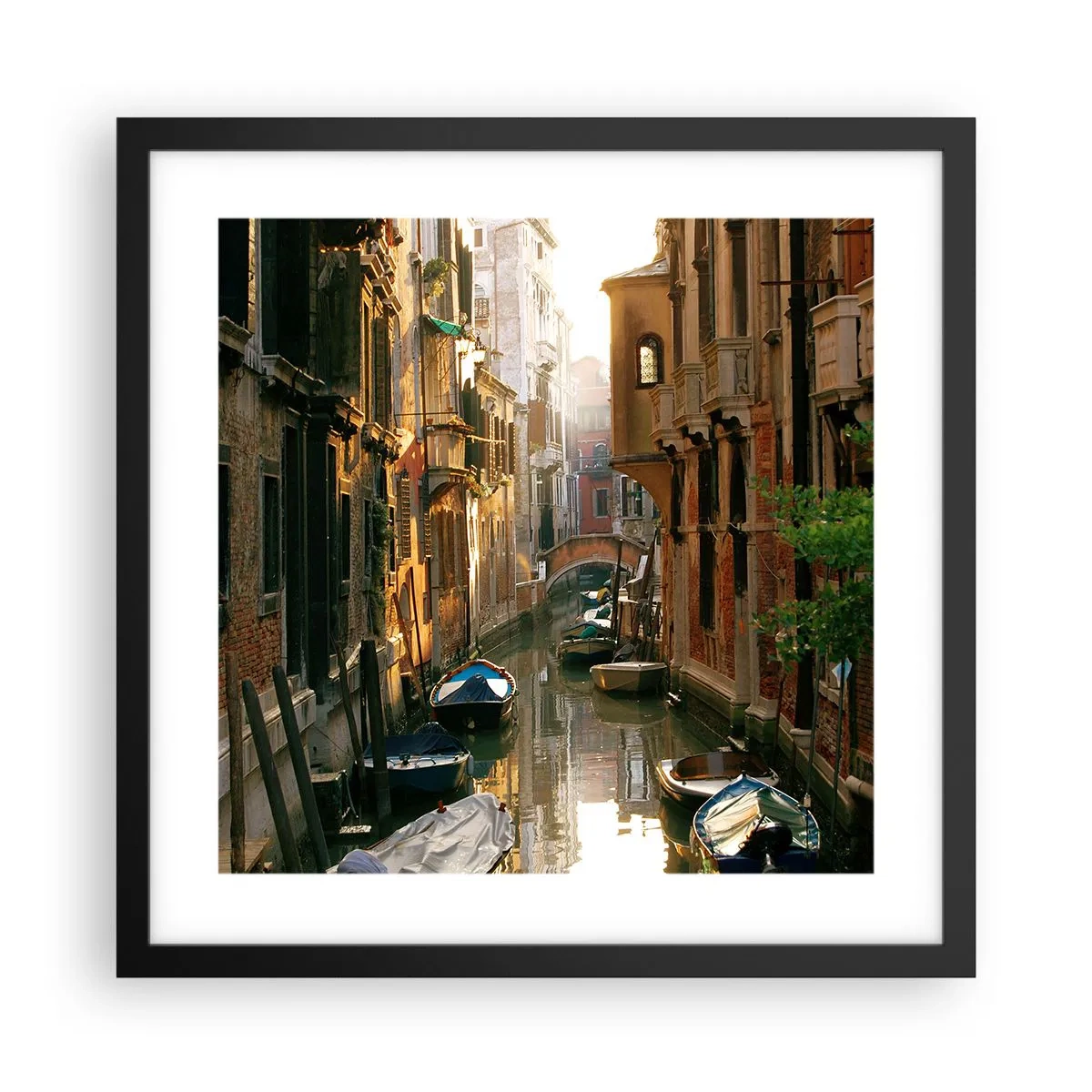 Poster în ramă neagră - Pe o străduță venețiană - 40x40 cm