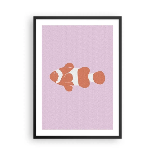 Poster în ramă neagră - Pește clovn portocaliu pe fundal violet - 50x70cm - Coralul îi vine bine - Decorațiune modernă pentru perete pentru living și dormitor ARTTOR