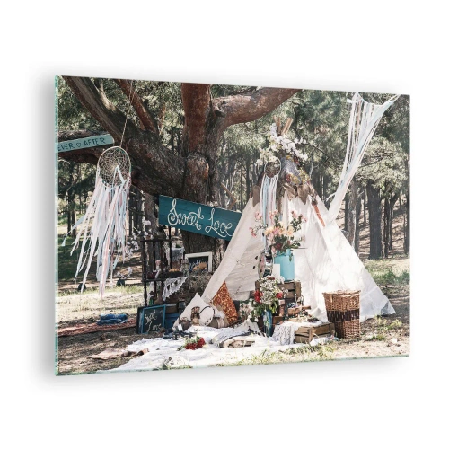 Tablou pe sticlă - Decorațiune exterioară boho cu un tipi și flori în pădure - 70x50cm - Make love… - Decorațiune modernă pentru perete pentru living și dormitor ARTTOR