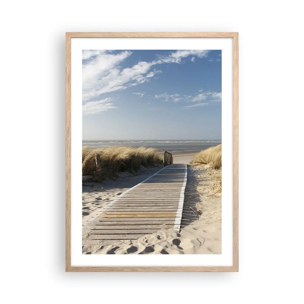 Poster în ramă de stejar deschis - În spatele dunei, în zumzetul ierbii - 50x70 cm