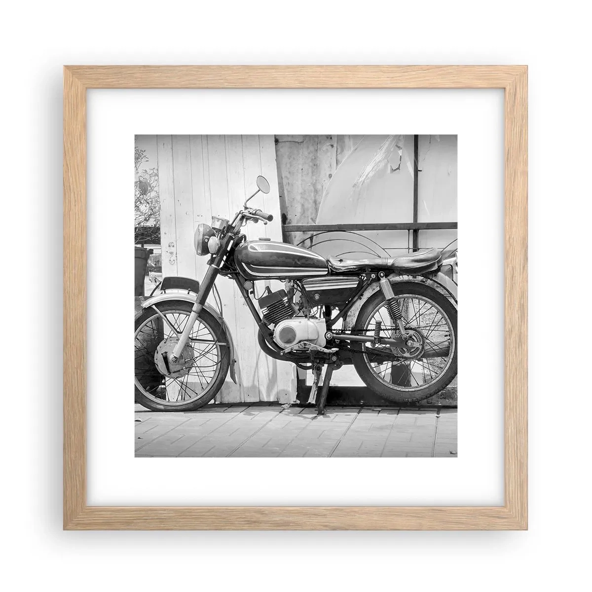 Poster în ramă de stejar deschis - Clasicul înainte de toate - 30x30 cm