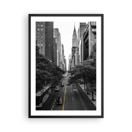 Poster în ramă neagră - Panoramă a orașului alb-negru cu o linie galbenă pe drum - 50x70cm - New York dimineața - Decorațiune modernă pentru perete pentru living și dormitor ARTTOR