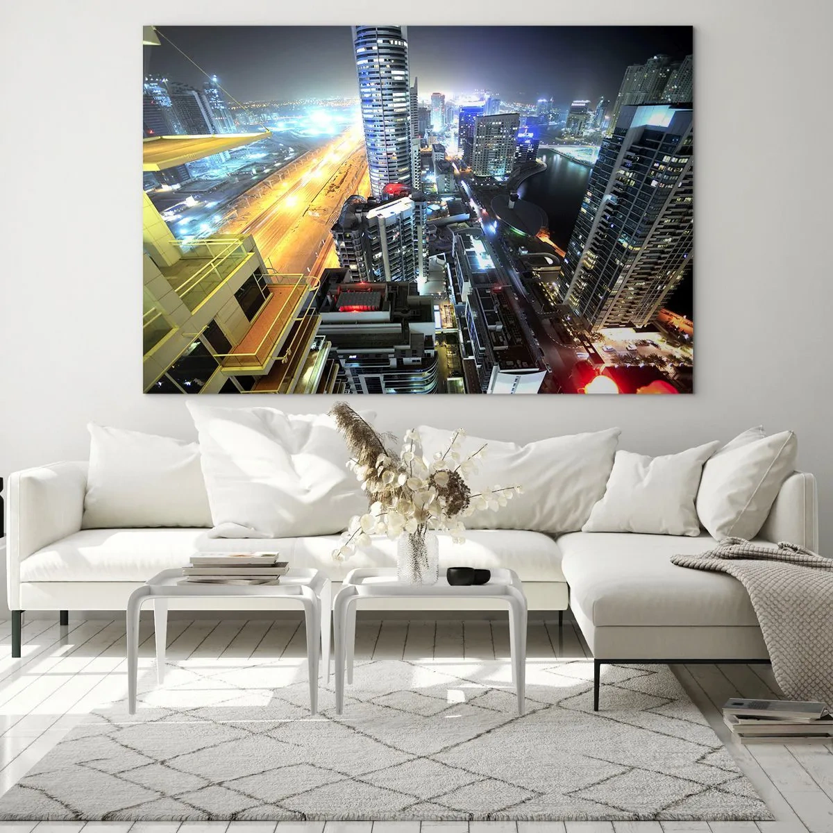Tablou pe sticlă - Panoramă a orașului nocturn cu zgârie-nori iluminați - 70x50cm - Un miracol în deșert - Decorațiune modernă pentru perete pentru living și dormitor ARTTOR