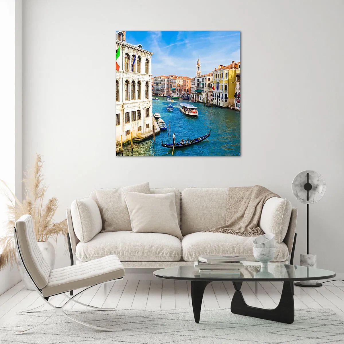 Tablou pe sticlă - Traficul unic în lume - 40x40 cm