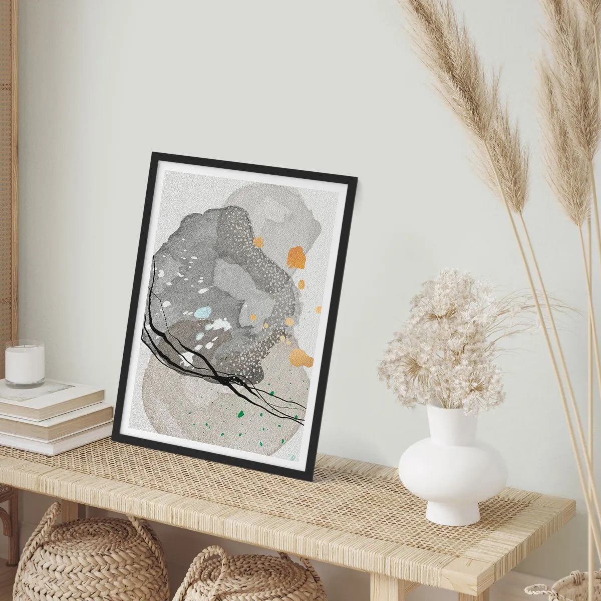 Poster în ramă neagră - O compoziție de forme organice în nuanțe de gri și auriu. - 50x70cm - Compoziție organică - Decorațiune modernă pentru perete pentru living și dormitor ARTTOR