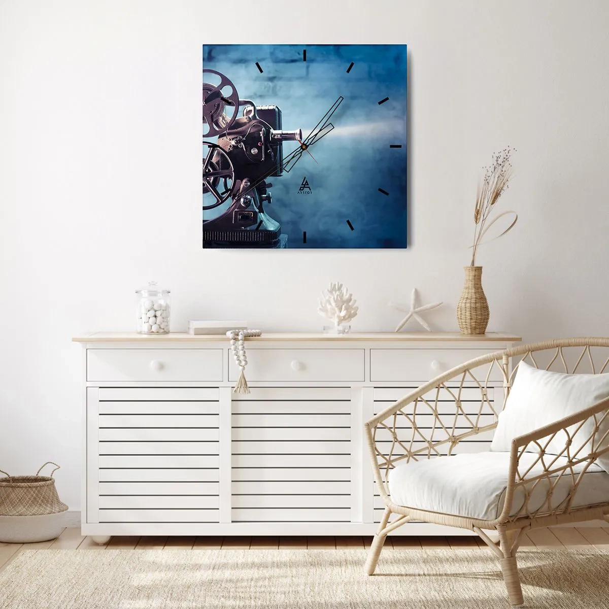 Ceas de perete - Ceas pe sticlă - Într-un cinematograf vechi - 30x30 cm