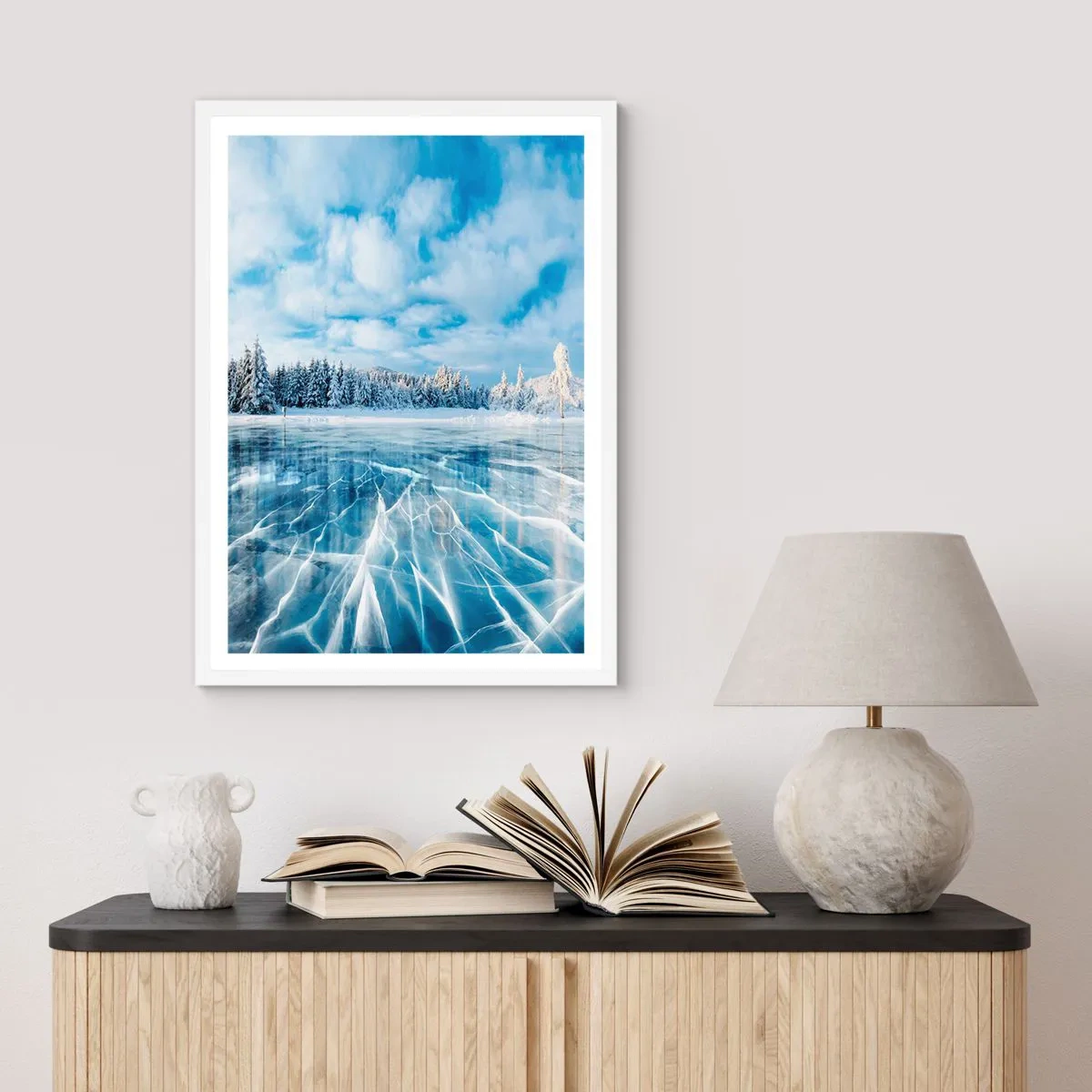 Poster în ramă albă - O priveliște orbitoare și cristalină - 40x50 cm