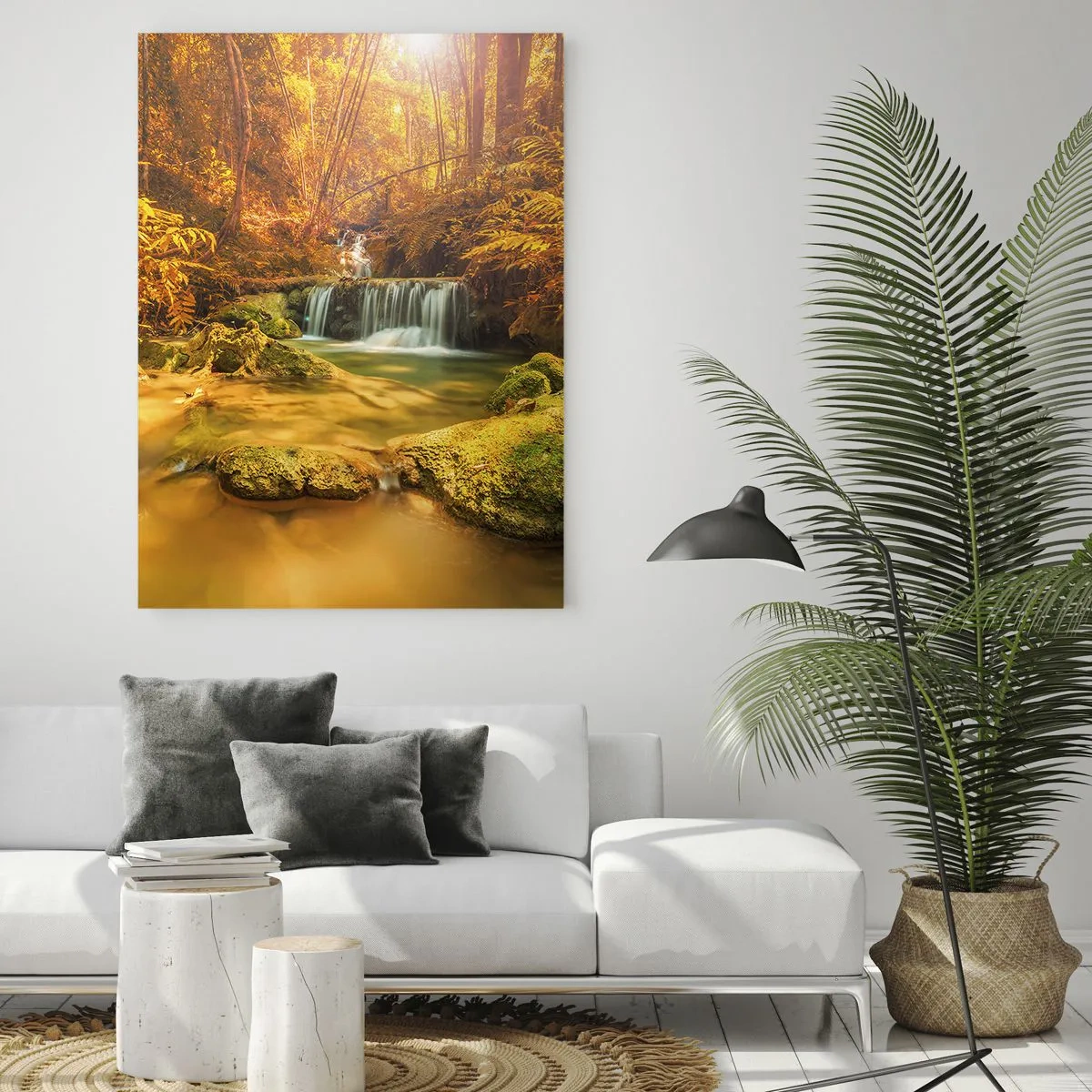 Tablou pe sticlă - Cascadă de pădure în aur - 50x70 cm