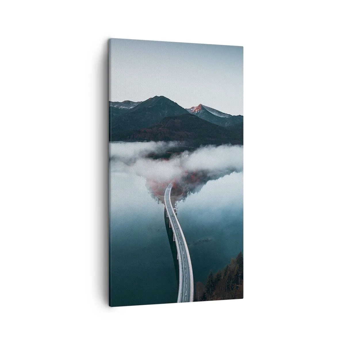 Tablou pe pânză - Peste o apă netedă ca o oglindă - 45x80 cm