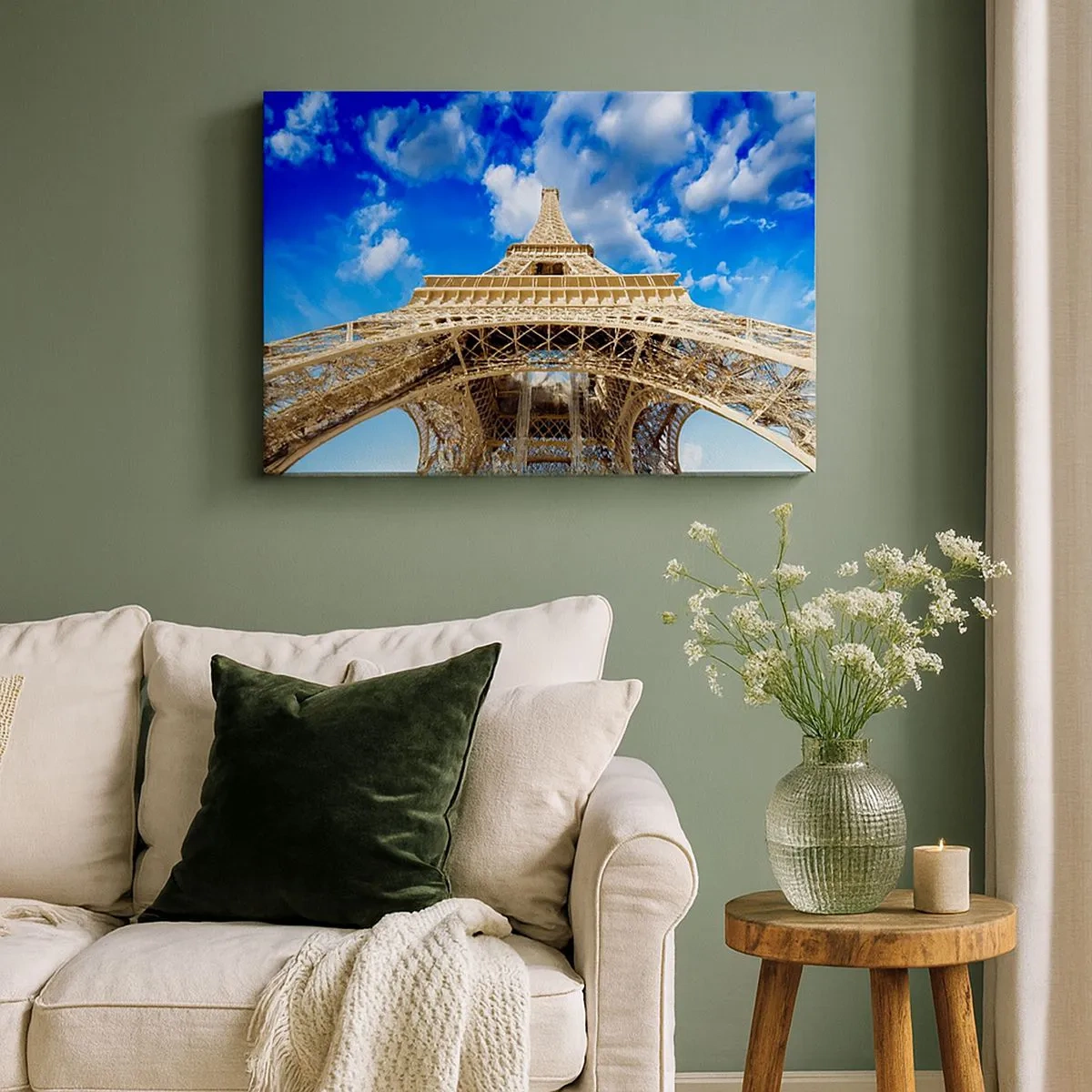 Tablou pe pânză Canvas - Turnul Eiffel de jos în sus, pe un cer albastru - 70x50cm - Atingând cerul și norii - Decorațiune modernă pentru perete pentru living și dormitor ARTTOR