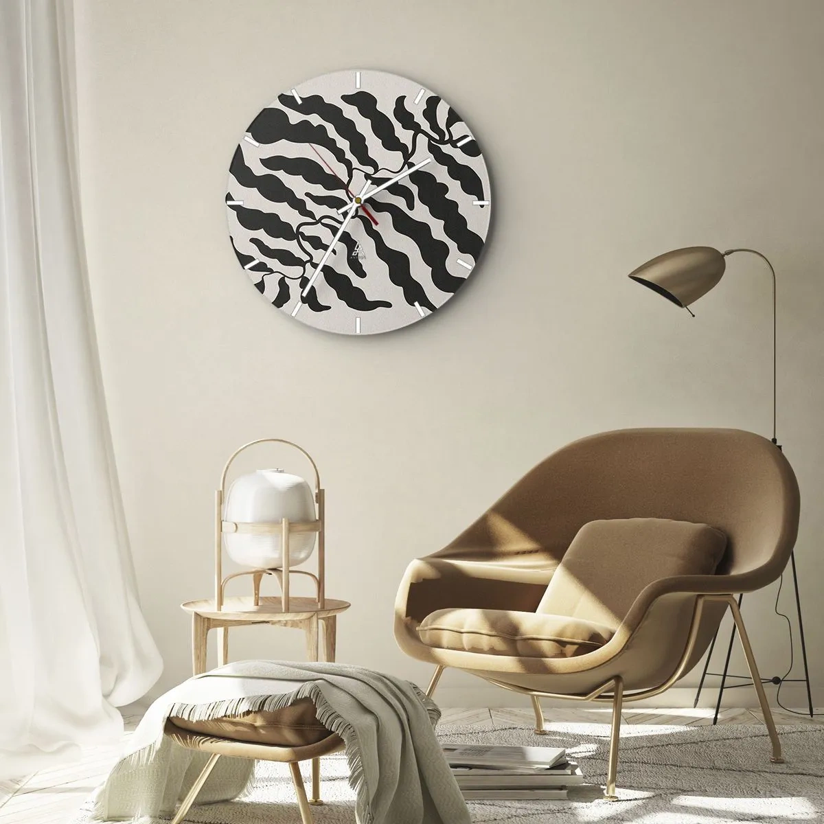 Ceas de perete - Ceas pe sticlă - Forme negre organice asemănătoare frunzelor pe un fundal deschis - 30x30cm - Natura pătratului - Decorațiune modernă pentru perete pentru living, bucătărie și dormitor ARTTOR