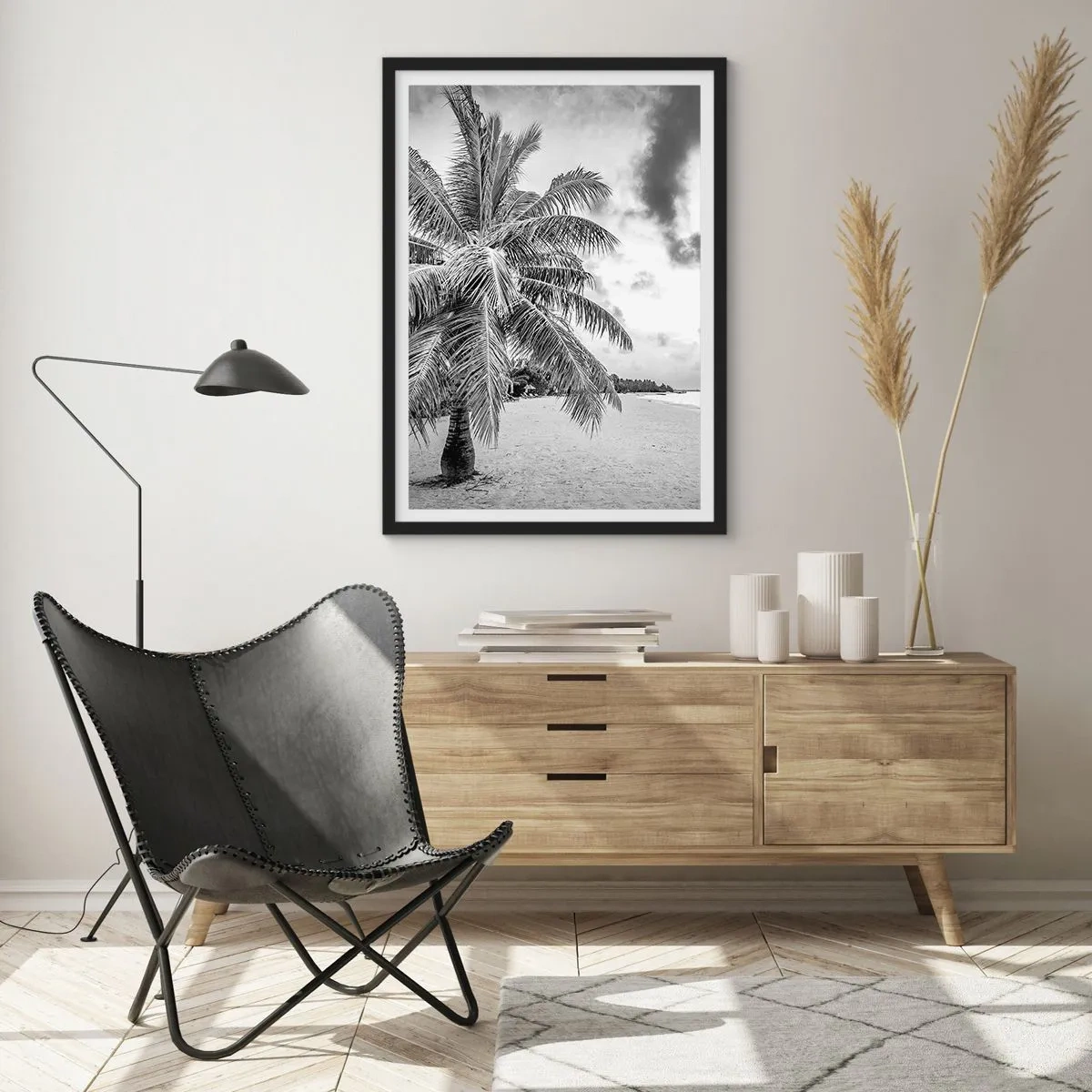 Poster în ramă neagră - Când tânjești după singurătate... - 61x91 cm