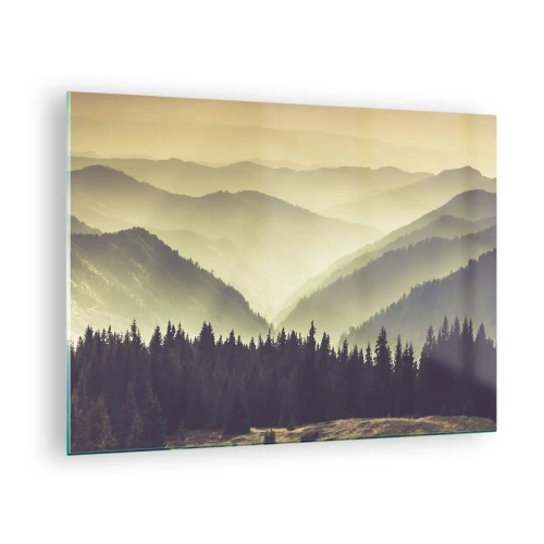 Tablou pe sticlă - O vedere cețoasă a unui lanț muntos cu o pădure întunecată în prim-plan - 70x50cm - Dincolo de munți... - Decorațiune modernă pentru perete pentru living și dormitor ARTTOR