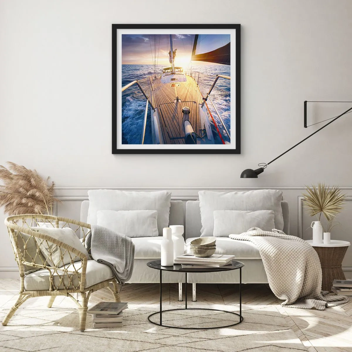 Poster în ramă neagră - Alergând pe valuri - 40x40 cm