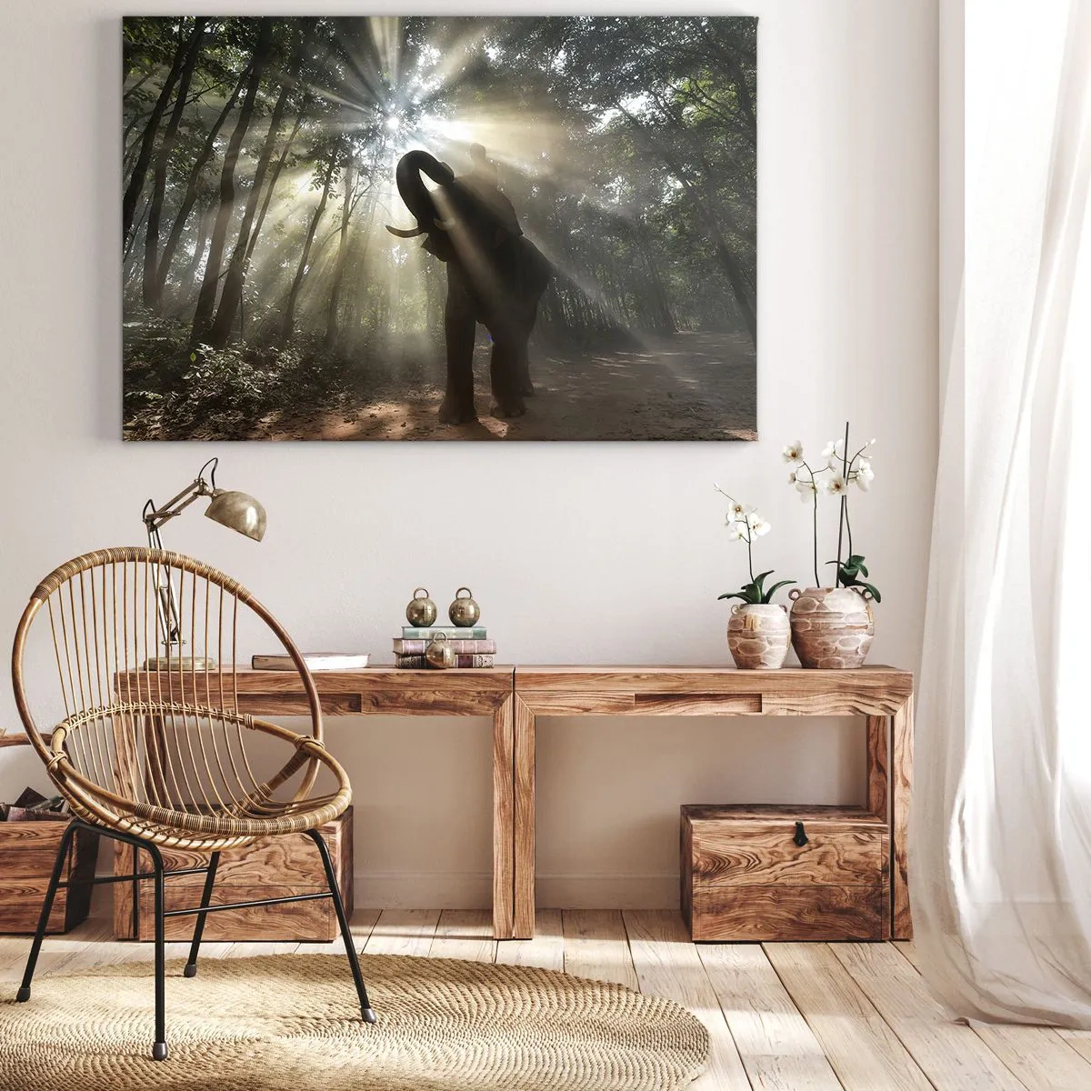 Tablou pe pânză Canvas - Un elefant în pădure, înconjurat de raze de lumină în ceața dimineții - 70x50cm - Sub o stea norocoasă - Decorațiune modernă pentru perete pentru living și dormitor ARTTOR