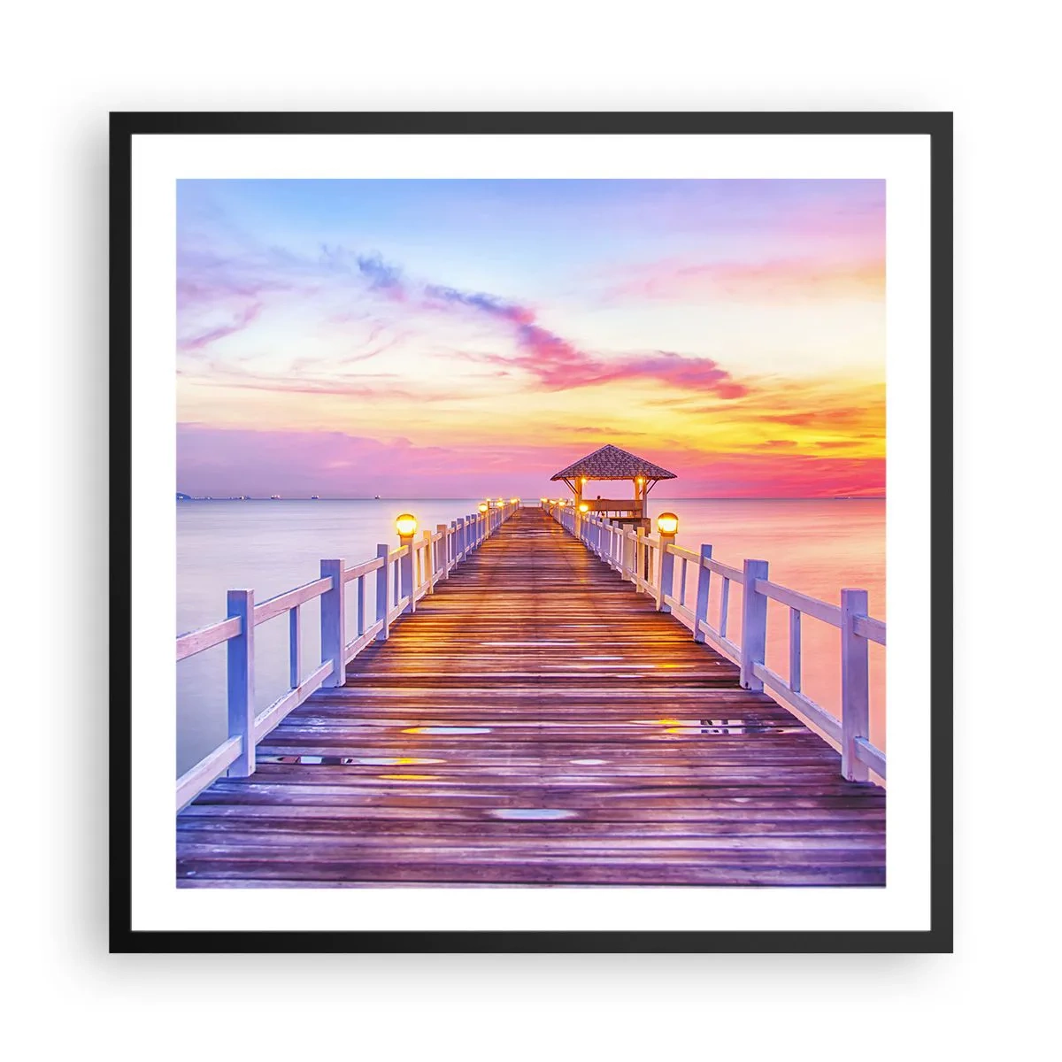 Poster în ramă neagră - Tăcerea serii în liliac-auriu - 60x60 cm