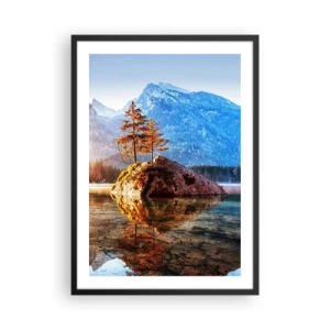 Poster în ramă neagră - Copaci pe o stâncă reflectați într-un lac liniștit - 50x70cm - Natura într-o nouă lumină - Decorațiune modernă pentru perete pentru living și dormitor ARTTOR