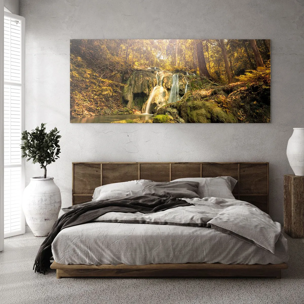 Tablou pe sticlă - Cascada de pădure în verde - 160x50 cm
