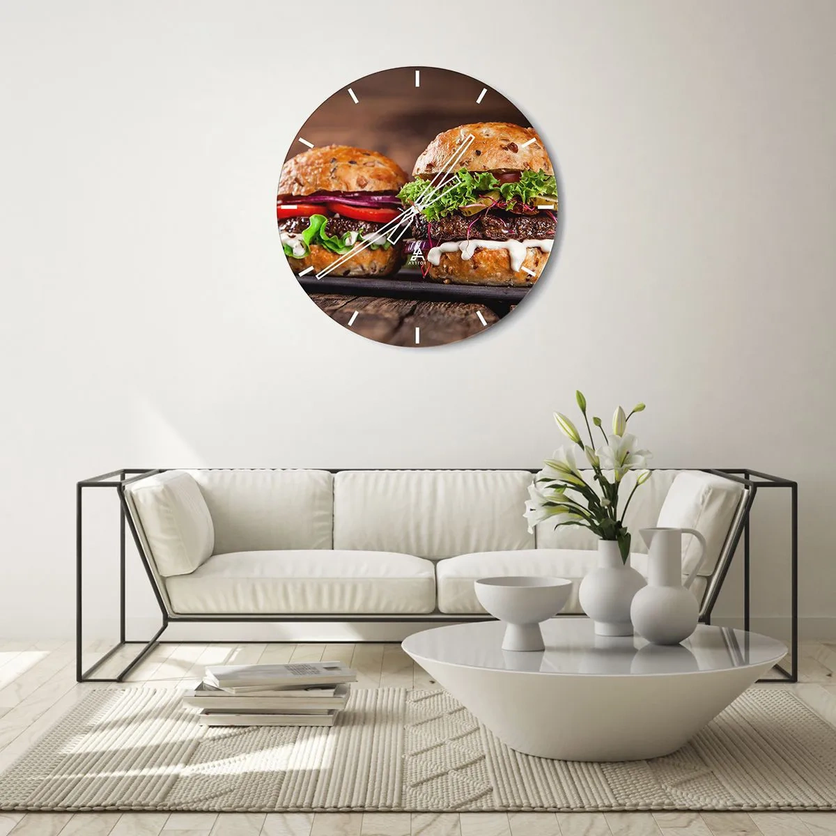 Ceas de perete - Ceas pe sticlă - Burgeri apetisanți pe un fundal de lemn - 30x30cm - American dream - Decorațiune modernă pentru perete pentru living, bucătărie și dormitor ARTTOR