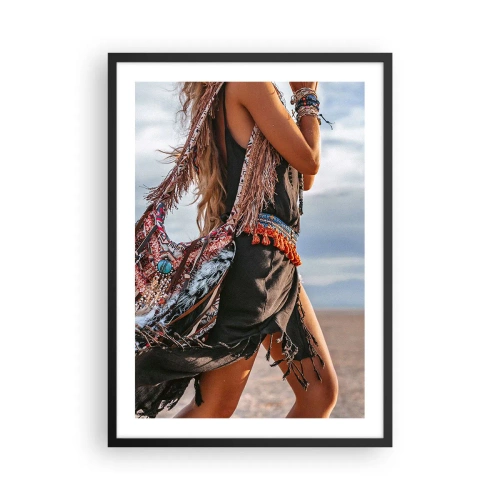 Poster în ramă neagră - Stil boho pe fundalul unui peisaj deșertic - 50x70cm - Iubita șamanului - Decorațiune modernă pentru perete pentru living și dormitor ARTTOR