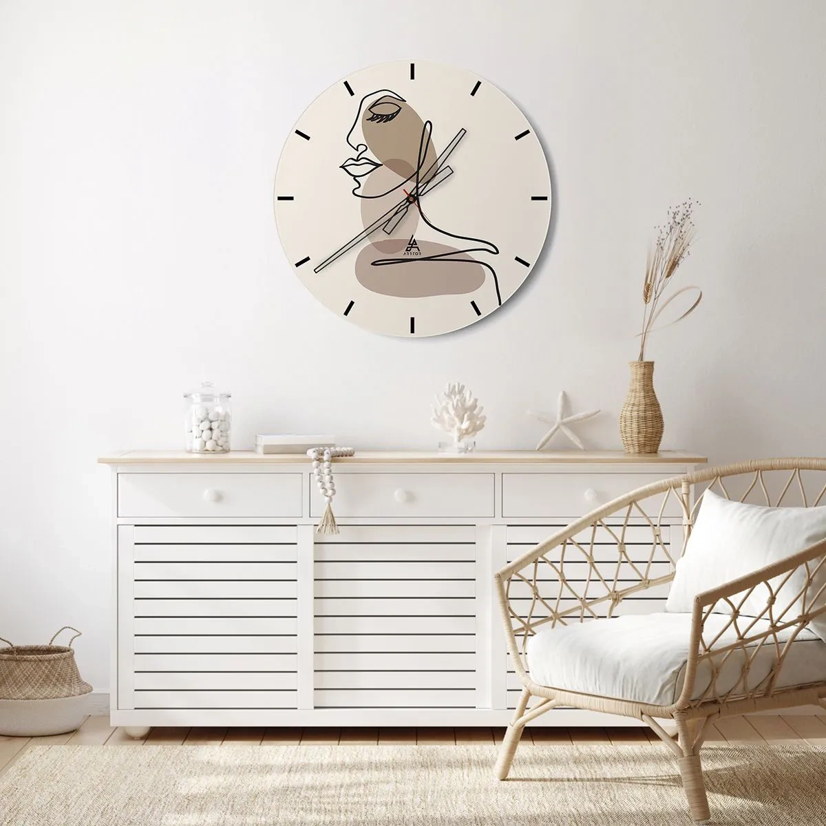 Ceas de perete - Ceas pe sticlă - Conturul chipului unei femei pe un fundal bej cu pete de culoare. - 30x30cm - Ascultându-se pe sine - Decorațiune modernă pentru perete pentru living, bucătărie și dormitor ARTTOR