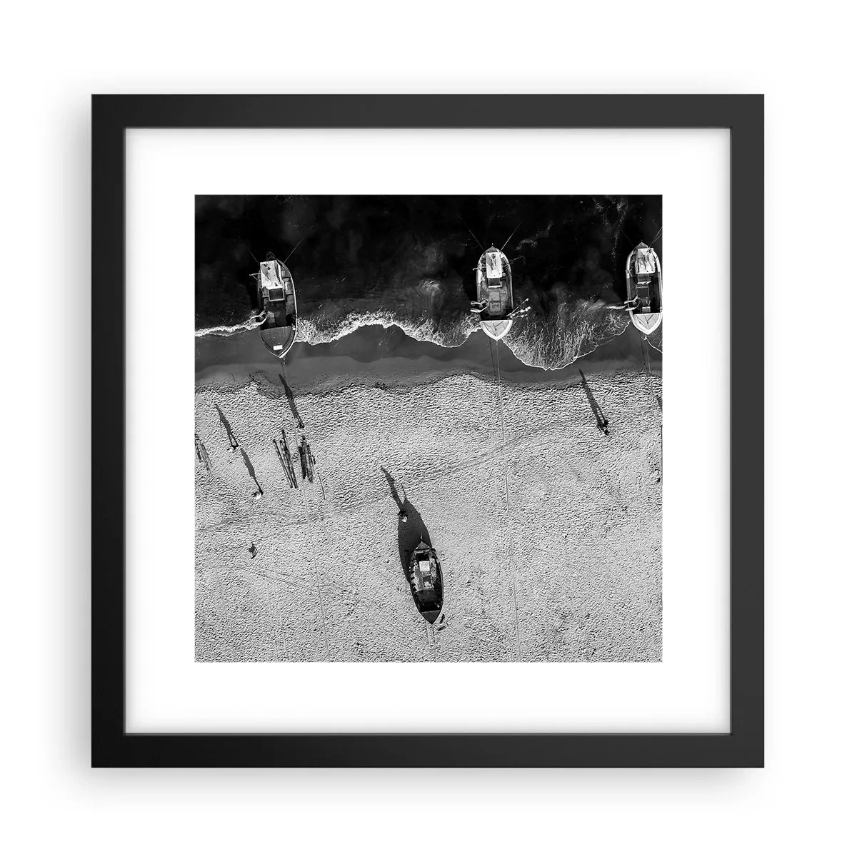 Poster în ramă neagră - Tot pe țărm... - 30x30 cm