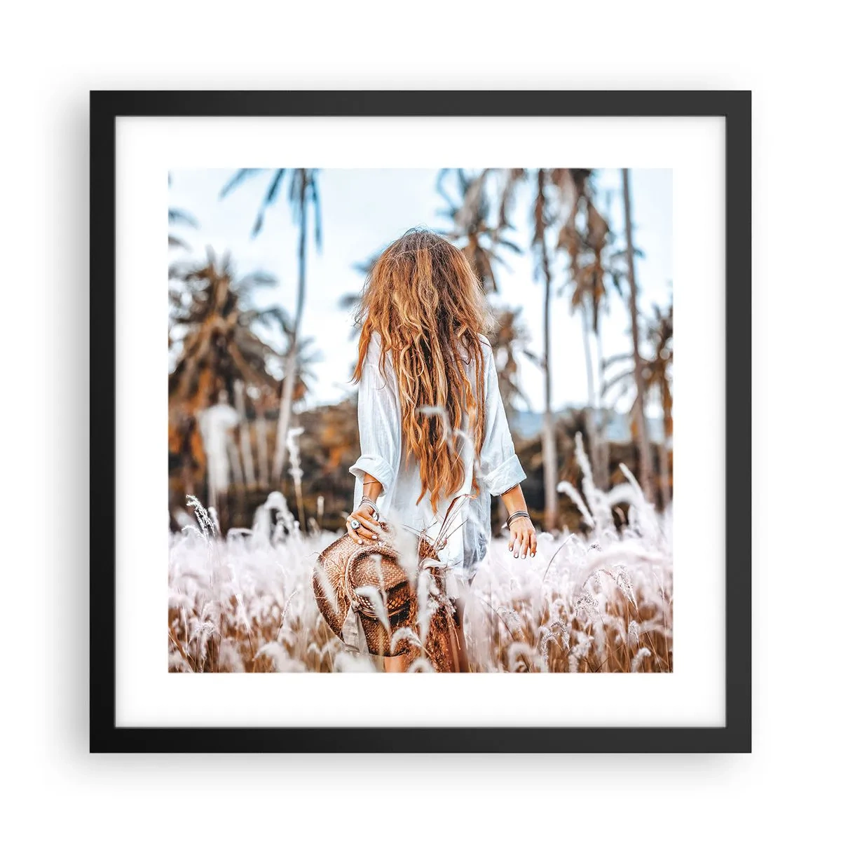 Poster în ramă neagră - Născută din puful de iarbă - 40x40 cm