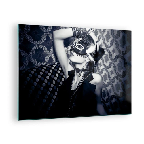 Tablou pe sticlă - O figură mascată pe un perete cu model în nuanțe de alb și negru - 70x50cm - Decorațiuni, ornamente, modele... - Decorațiune modernă pentru perete pentru living și dormitor ARTTOR