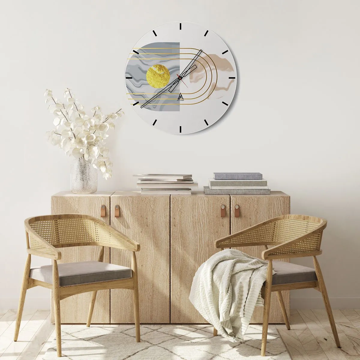 Ceas de perete - Ceas pe sticlă - Linii aurii și un cerc pe un fundal deschis cu un model geometric - 30x30cm - Lumină și strălucire - Decorațiune modernă pentru perete pentru living, bucătărie și dormitor ARTTOR