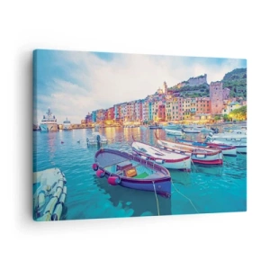 Tablou pe pânză Canvas - Un oraș colorat pe malul apei, cu bărci în port - 70x50cm - O seară plină de culoare în port - Decorațiune modernă pentru perete pentru living și dormitor ARTTOR