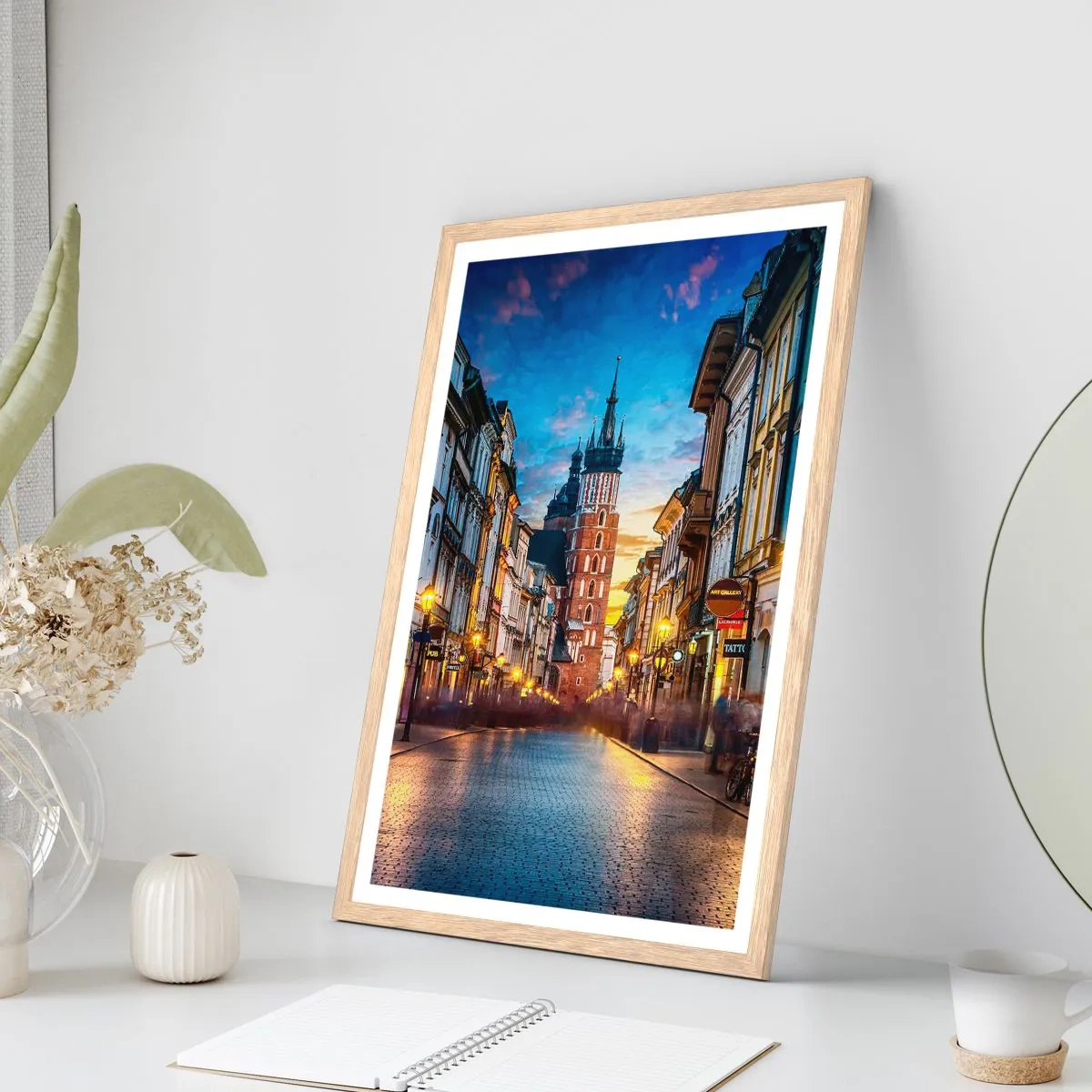 Poster în ramă de stejar deschis - Farmecul Cracoviei - 70x100 cm