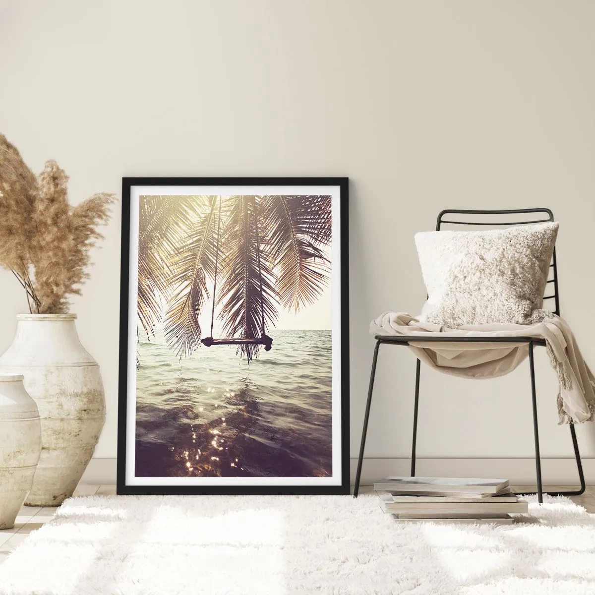 Poster în ramă neagră - Un leagăn sub palmieri lângă marea calmă - 50x70cm - Poți să te dai în vânt după pofta inimii tale - Decorațiune modernă pentru perete pentru living și dormitor ARTTOR