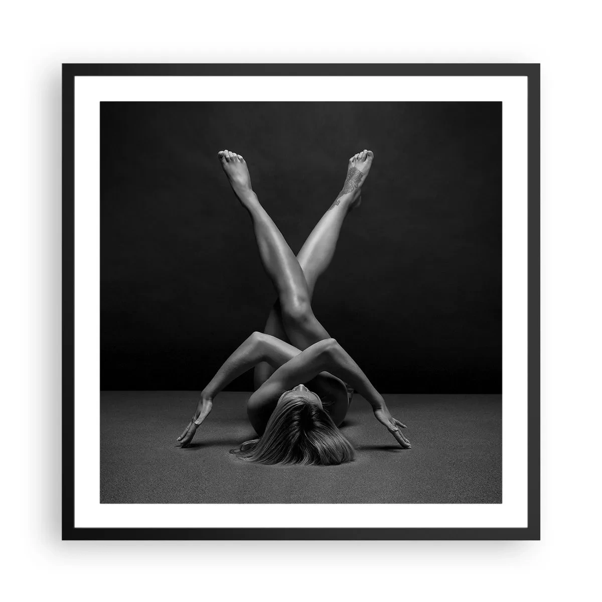 Poster în ramă neagră - Geometria nudității - 60x60 cm