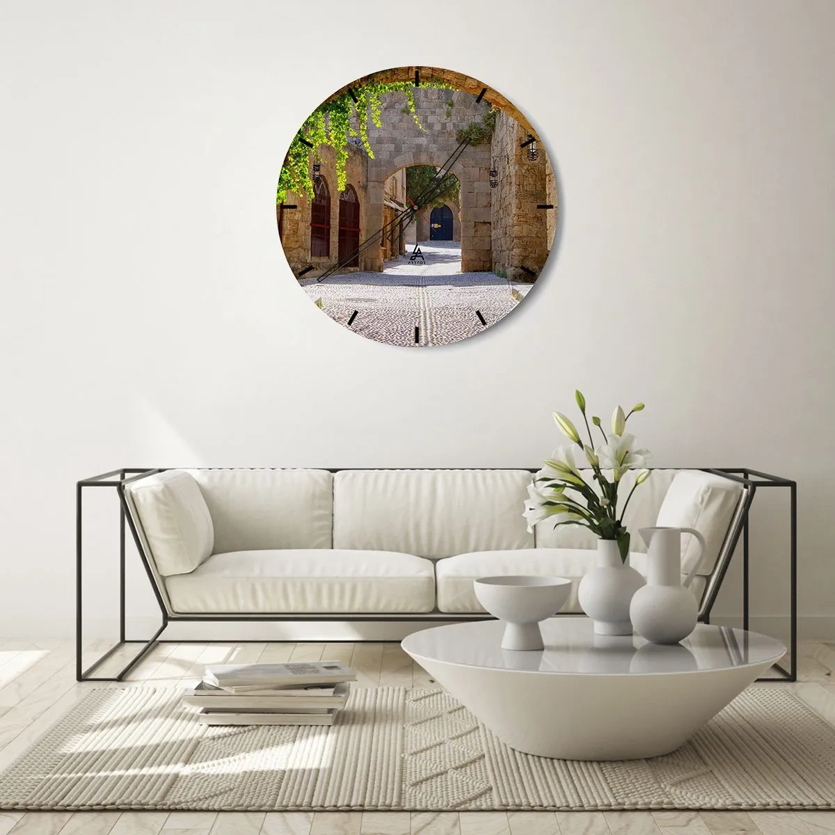 Ceas de perete - Ceas pe sticlă - Un arc de piatră cu vegetație pe o stradă mediteraneană - 30x30cm - Procesiunea e pe cale să apară - Decorațiune modernă pentru perete pentru living, bucătărie și dormitor ARTTOR