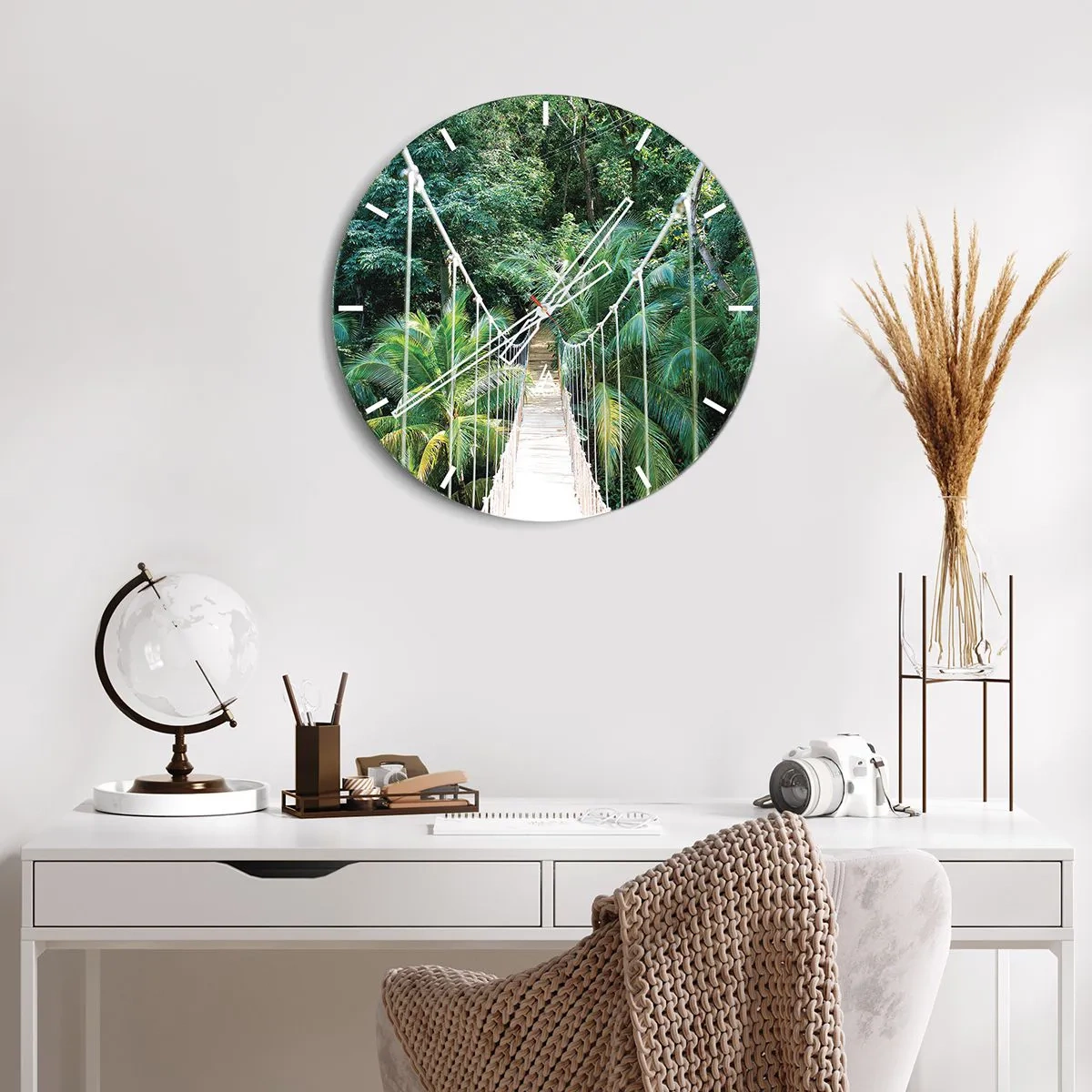 Ceas de perete - Ceas pe sticlă - Un pod suspendat într-o junglă tropicală - 30x30cm - Welcome to the jungle! - Decorațiune modernă pentru perete pentru living, bucătărie și dormitor ARTTOR