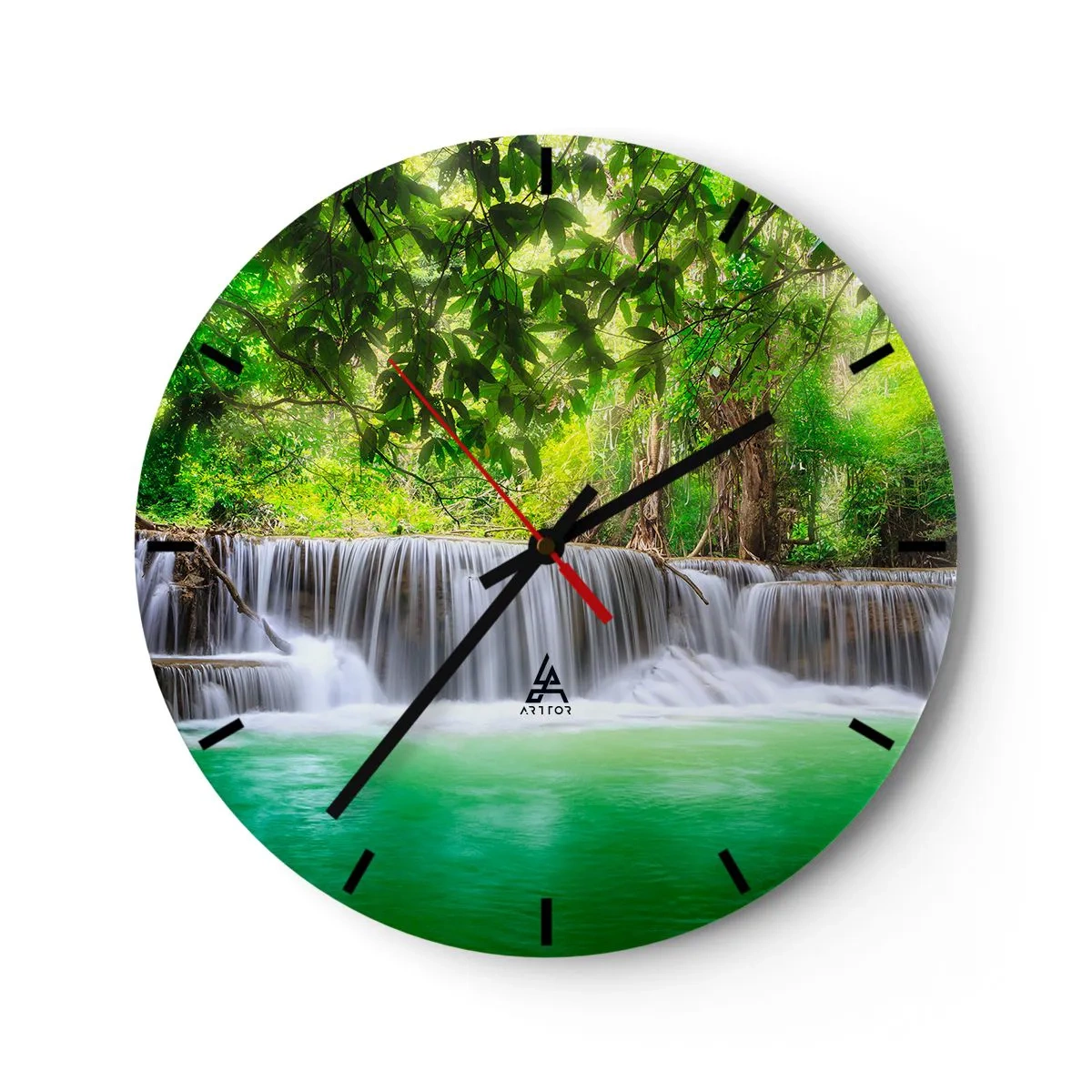Ceas de perete - Ceas pe sticlă - O cascadă într-o pădure tropicală cu apă verde și vegetație luxuriantă - 30x30cm - Cascada verde - Decorațiune modernă pentru perete pentru living, bucătărie și dormitor ARTTOR