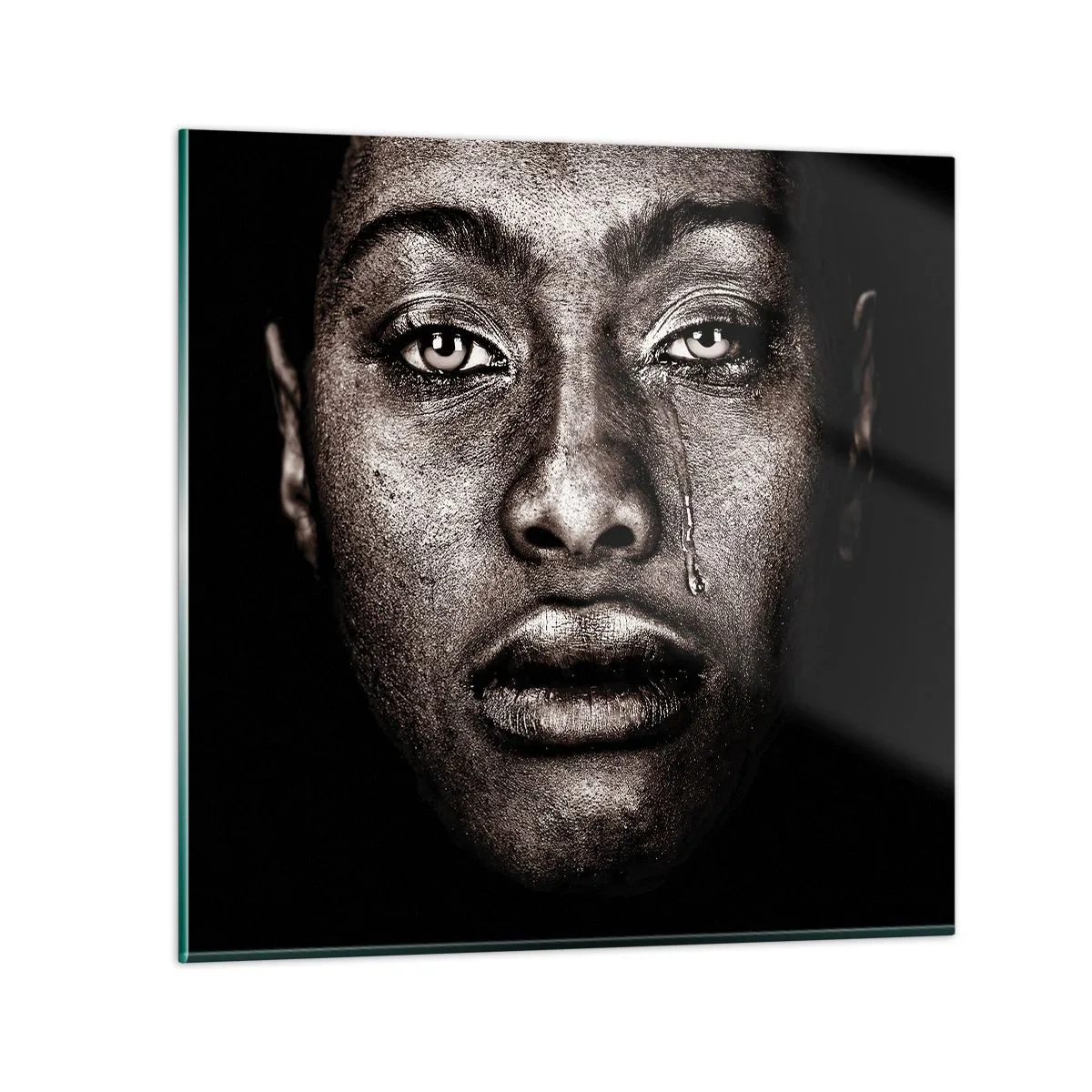 Tablou pe sticlă - O singură lacrimă - 60x60 cm