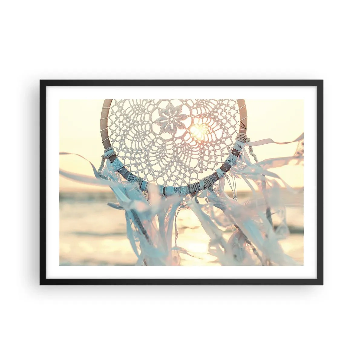 Poster în ramă neagră - Totem de dantelă - 70x50 cm