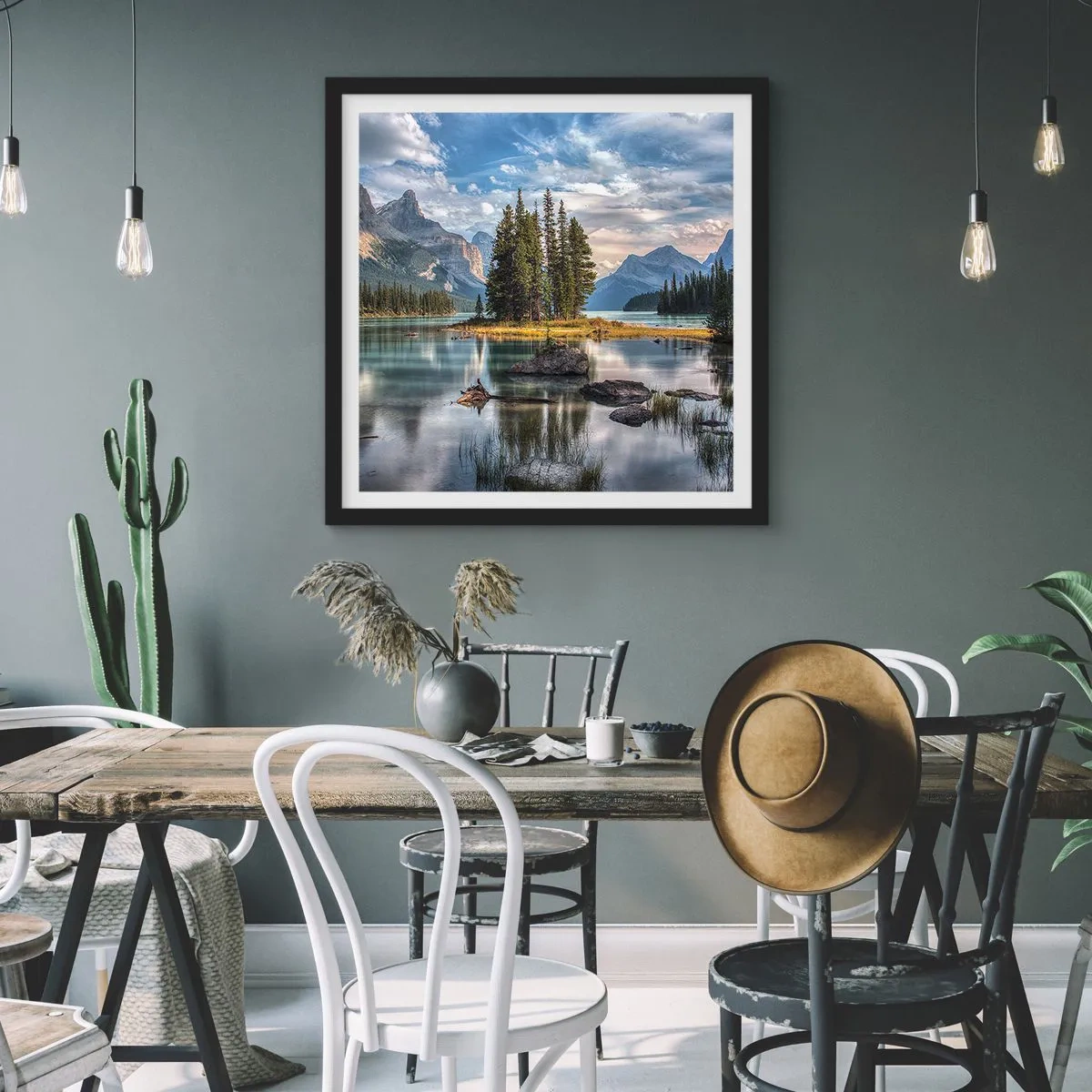 Poster în ramă neagră - La o apă mare și limpede… - 60x60 cm